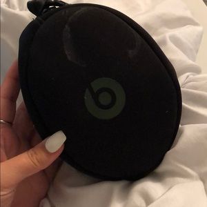 Limited edition hunter green beats